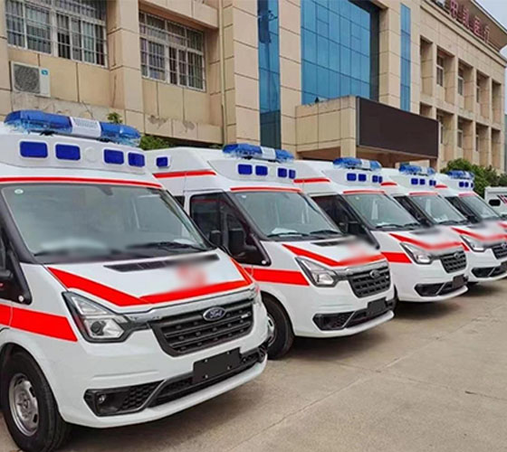 若尔盖县服务车队展示